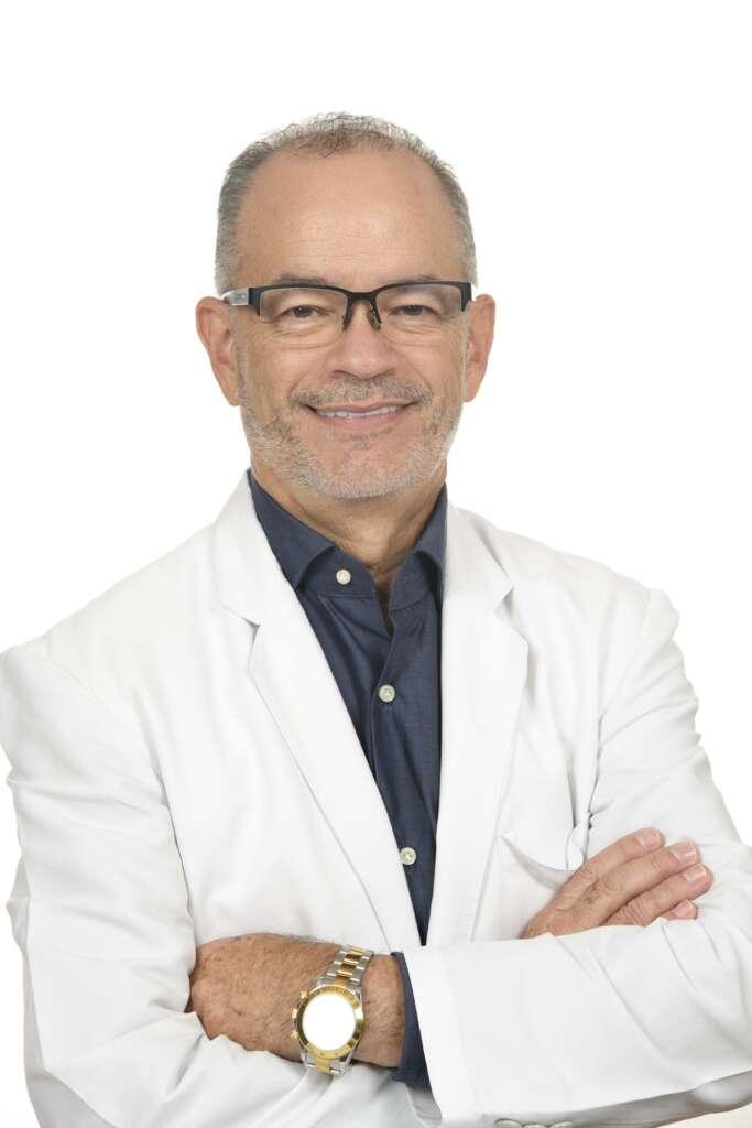 Dr. Eduardo Insignares-Carrione